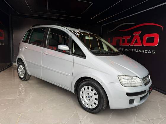 FIAT IDEA 1.4 MPI ELX 8V FLEX 4P MANUAL FIAT IDEA 1.4 MPI ELX 8V FLEX 4P MANUAL